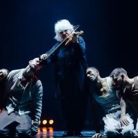 Catherine Lara unit violon et danse urbaine