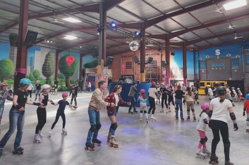 You are currently viewing Le Roller Dance, bulle hors du temps qui fait rouler les générations